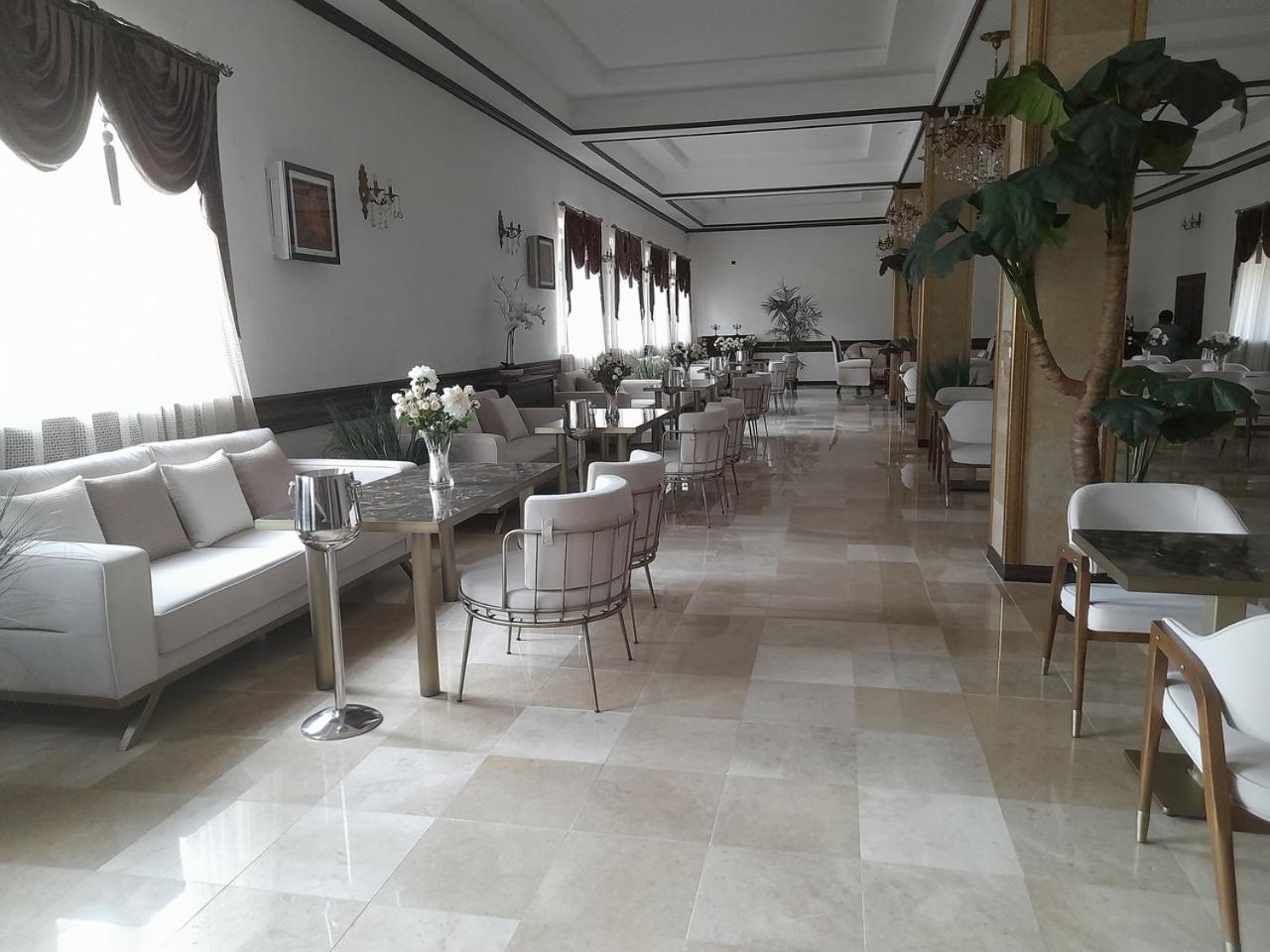 Hotel Krez Къзълорда Екстериор снимка